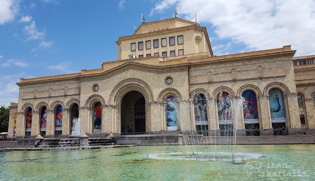 jerevan-republic-square