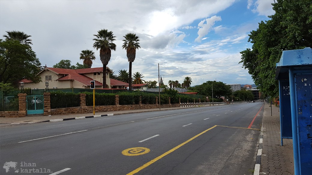 namibia-windhoek-robert-mugabe-ave.jpg