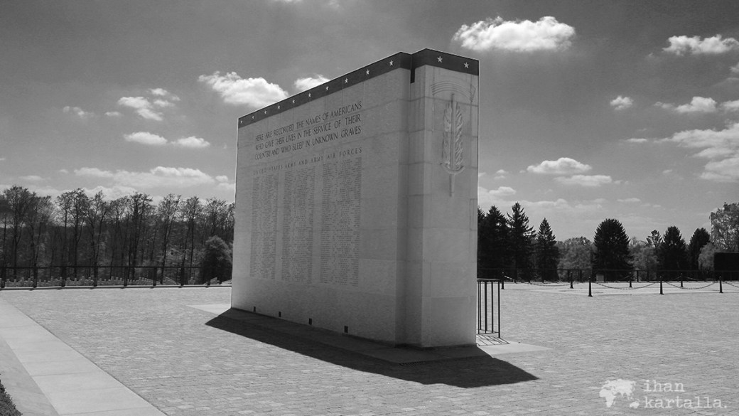 29-4-luxemburg hautausmaa muistomerkki