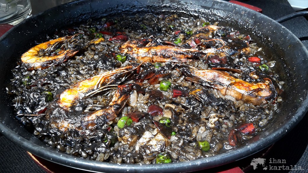 2-6-barcelona paella