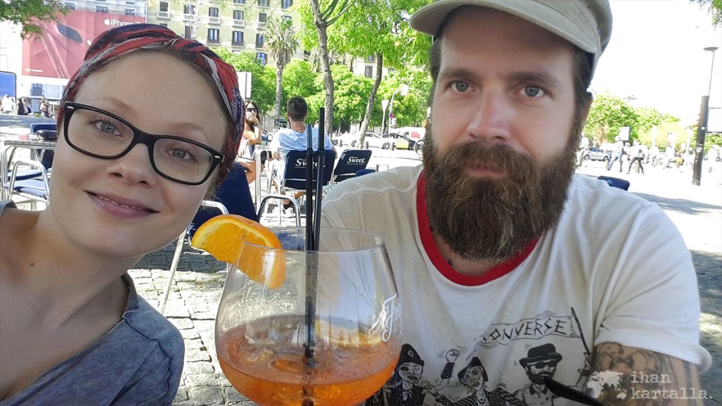 2-6-barcelona selfie