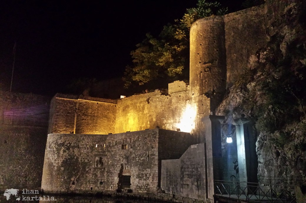 6-6-montenegro-kotor-ilta