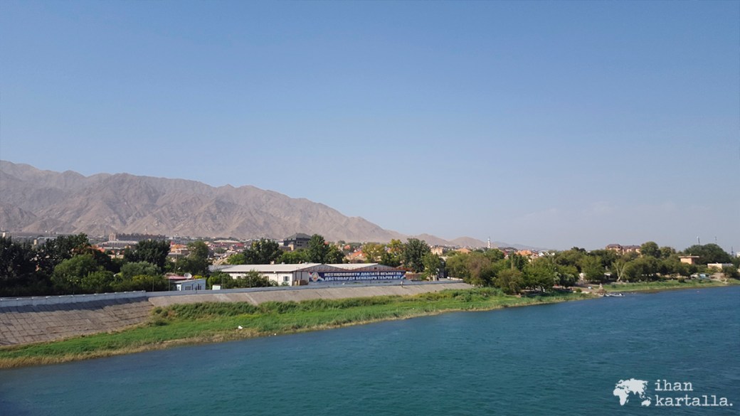 10-9 tadzikistan khujand syrdarja river