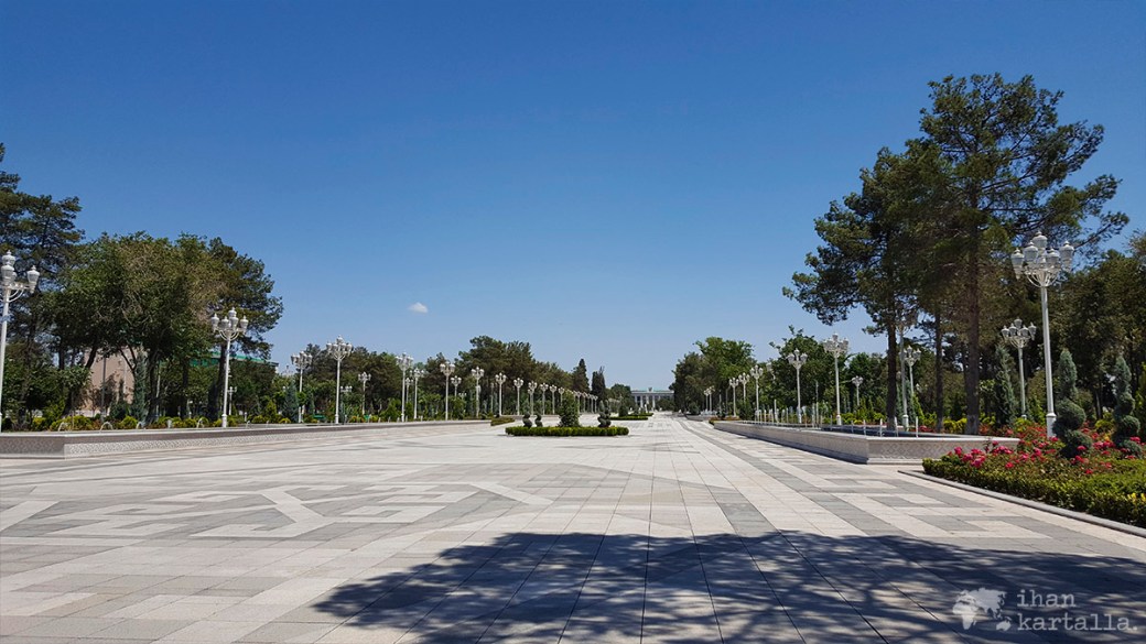 2-7 turkmenistan asgabat independence square
