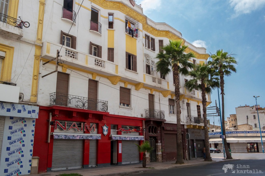 28-5 casablanca art decoa