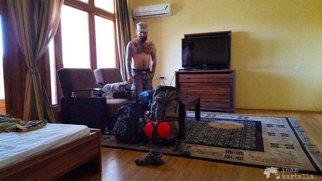 3-7 turkmenistan ashgabat hotellilla