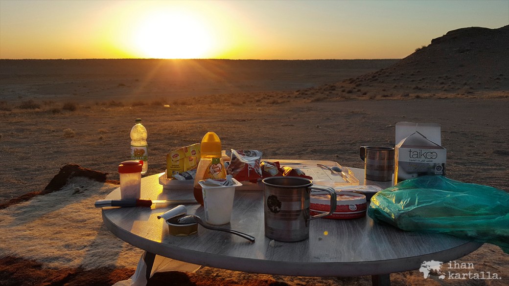 4-7 turkmenistan darvaza breakfast