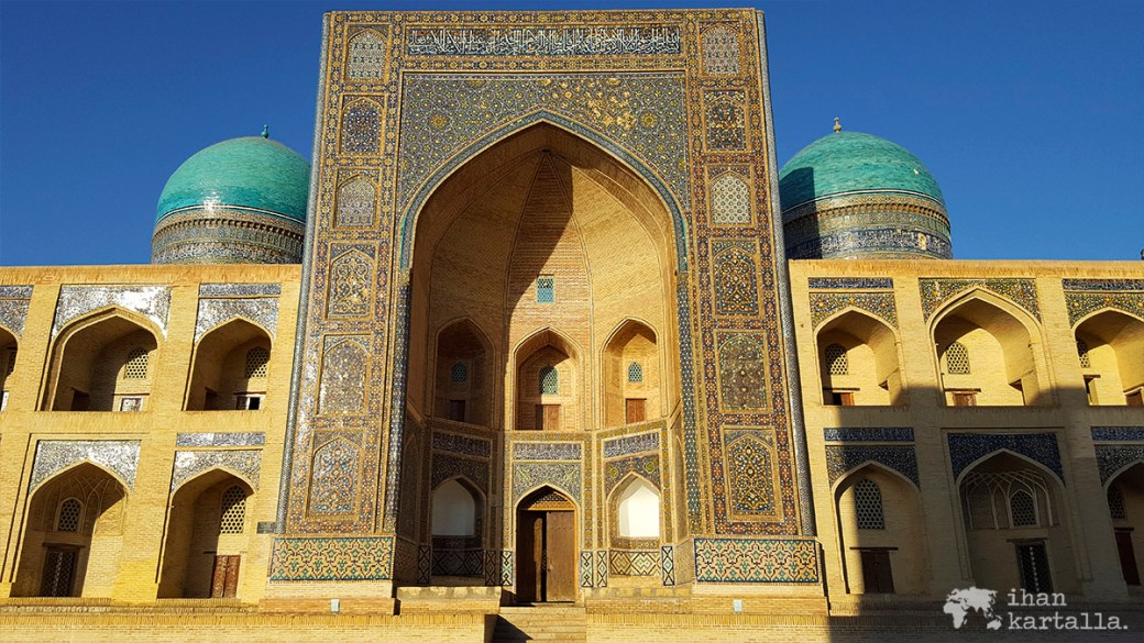 6-7 uzbekistan bukhara Mir-i-Arab Madrasa