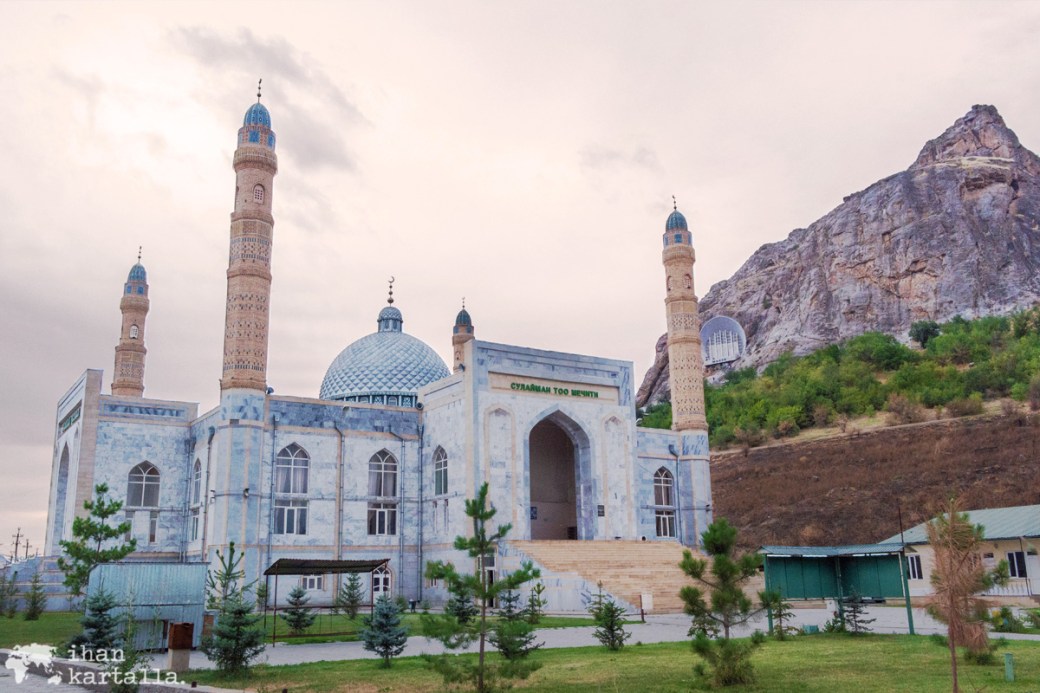 13-7 kirgisia osh suleiman mosque