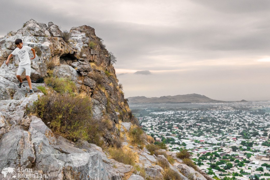 13-7 kirgisia osh suleiman too boy