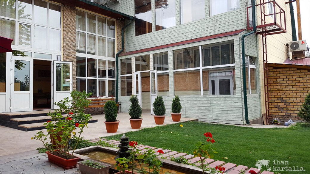 14-7 kirgisia osh eco house breakfast