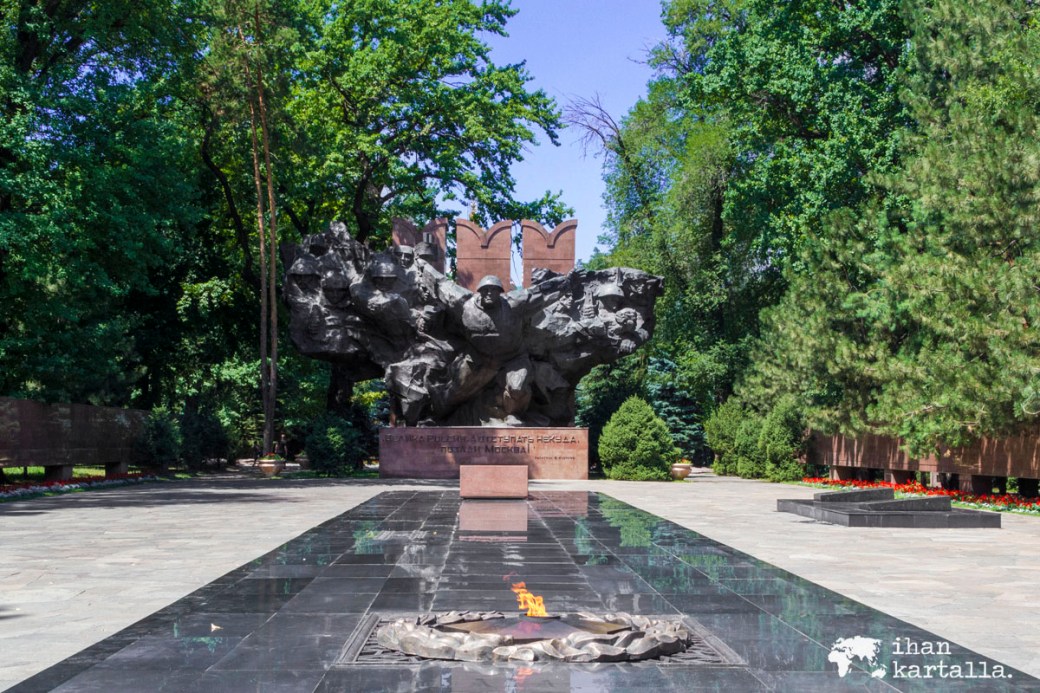 18-7 kazakstan almaty puisto
