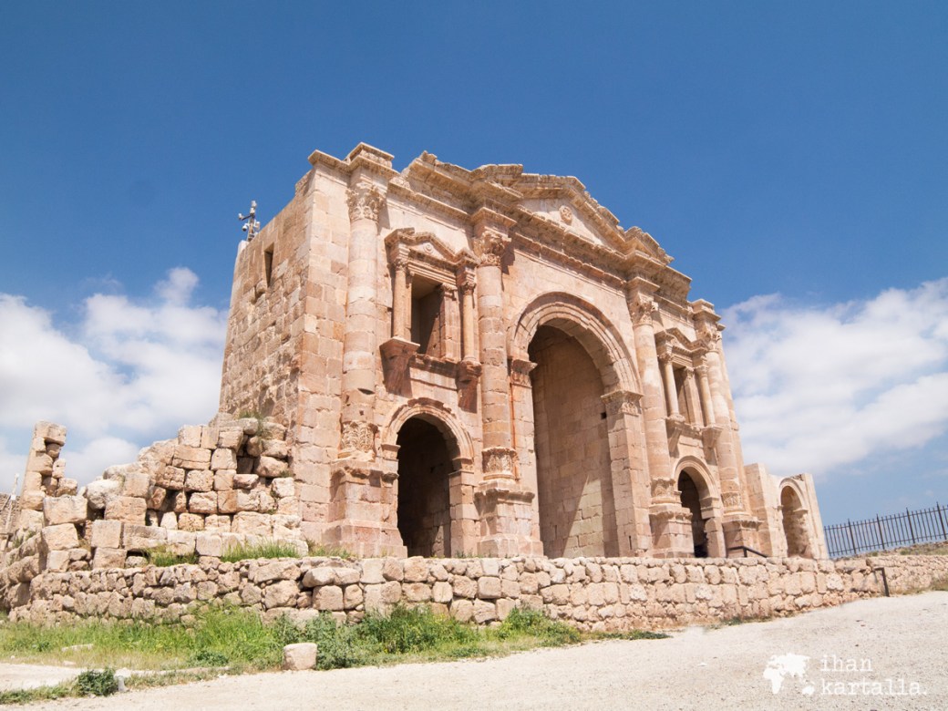 31-3-jordan-jerash-gate