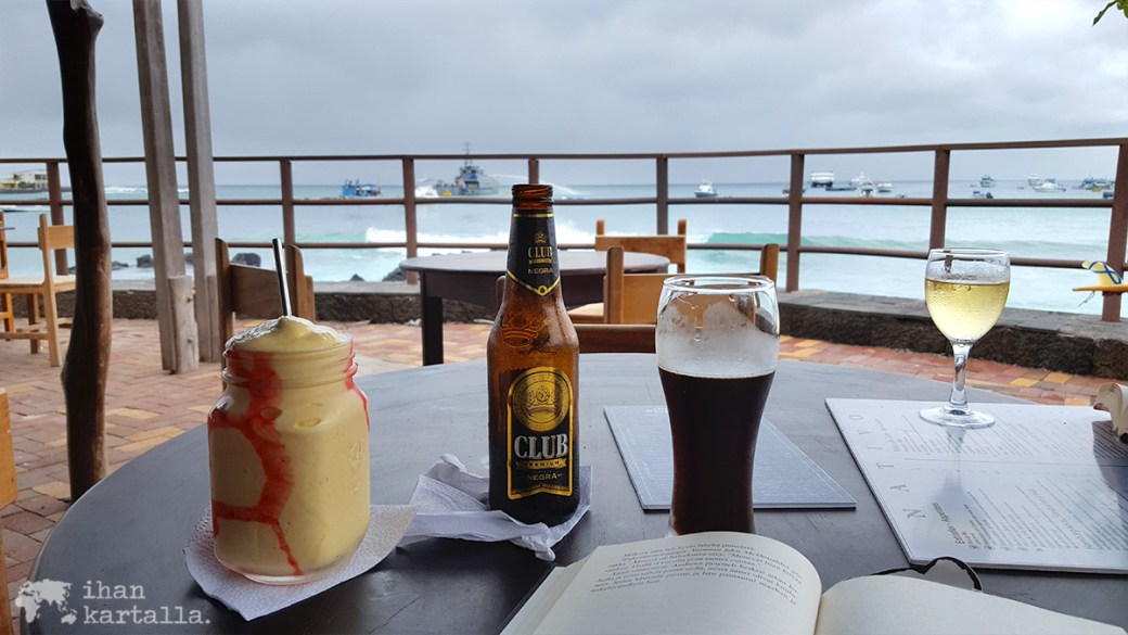 12-9-galapagos-puerto-baquerizo-moreno-break