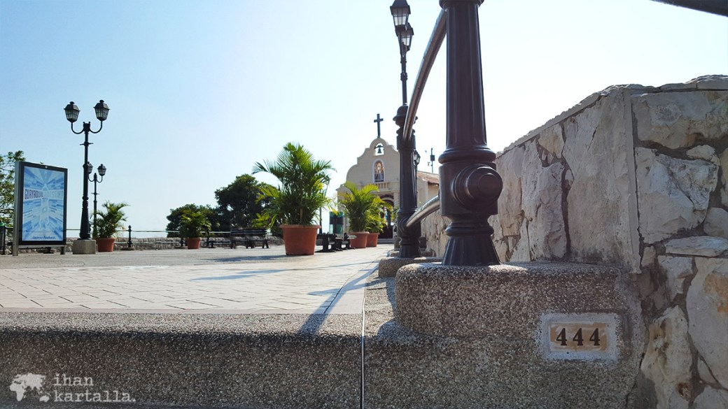 13-9-ecuador-guayaquil-444-steps