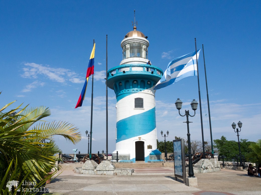 13-9-ecuador-guayaquil-cerro-santa-ana-light-house