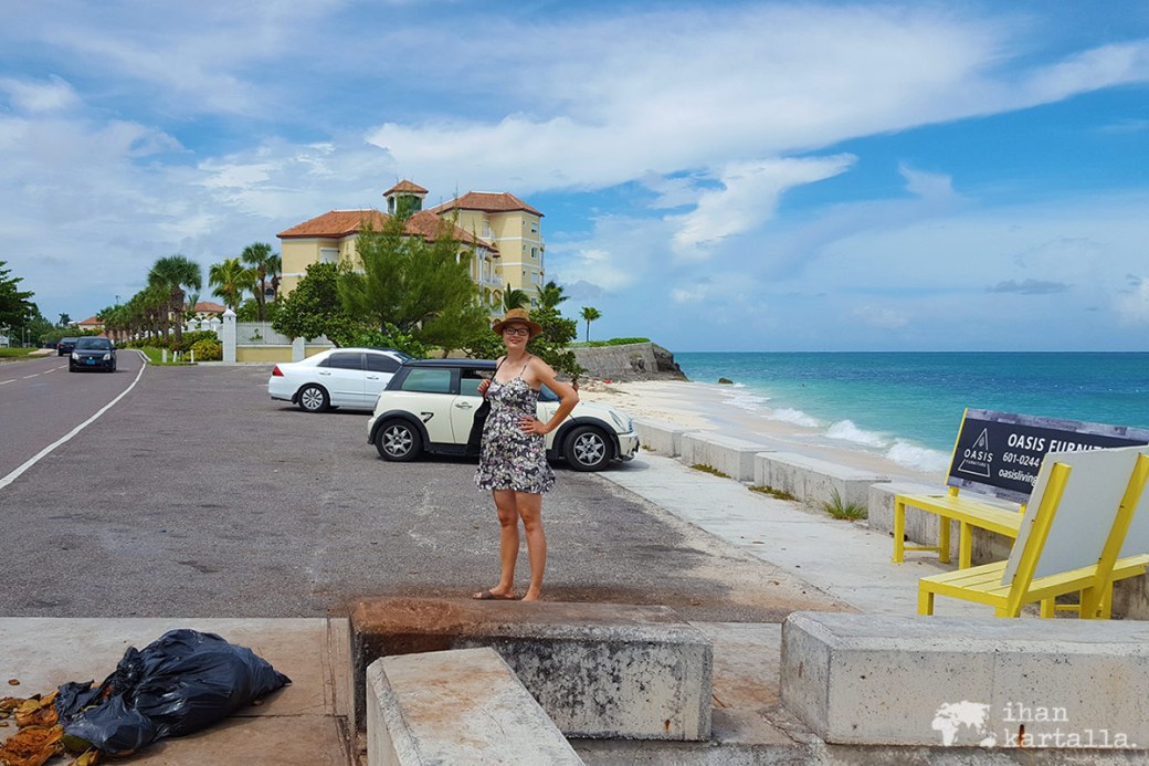 2-9-bahama-bus-stop2