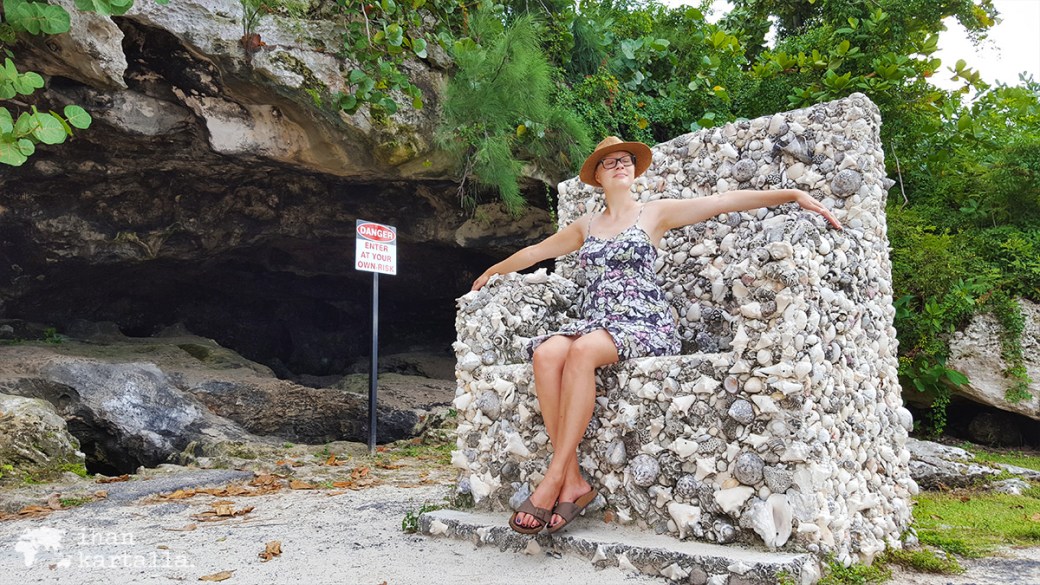 2-9-bahama-caves-throne