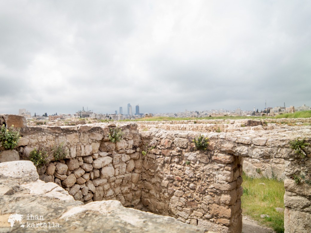 30-3-jordania-amman-citadel-ruins-3