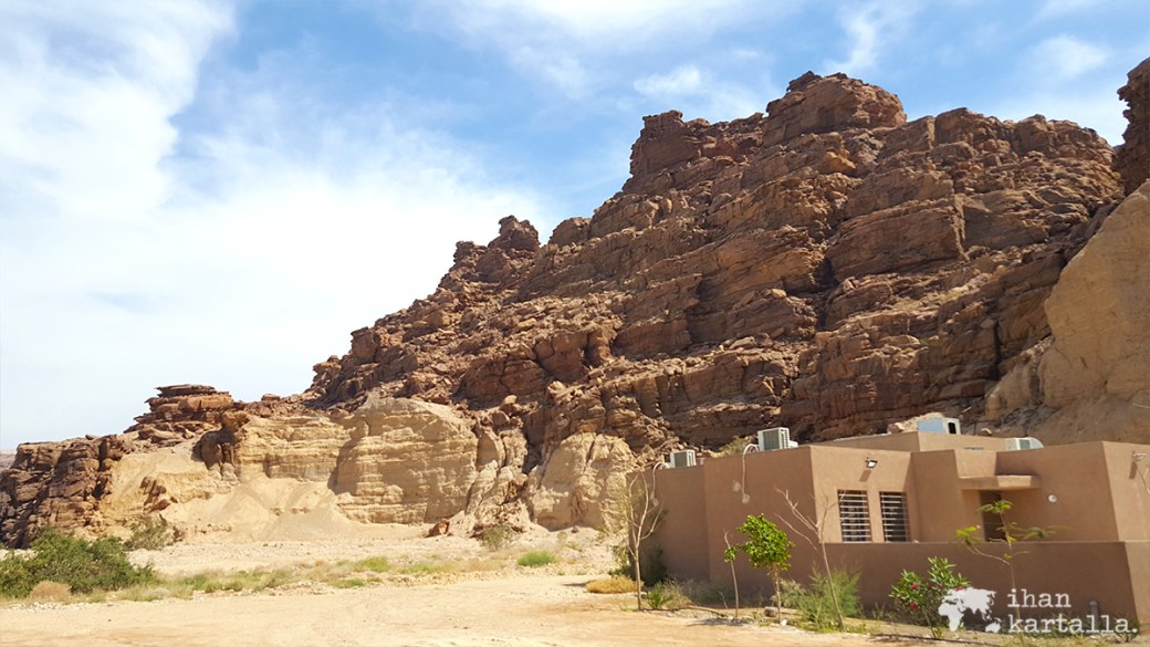 1-4-jordan-wadi-mujib-parking