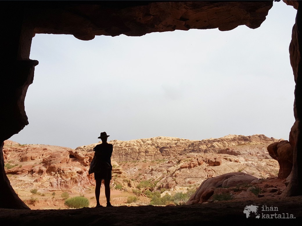 3-4-jordan-petra-cave-jenni