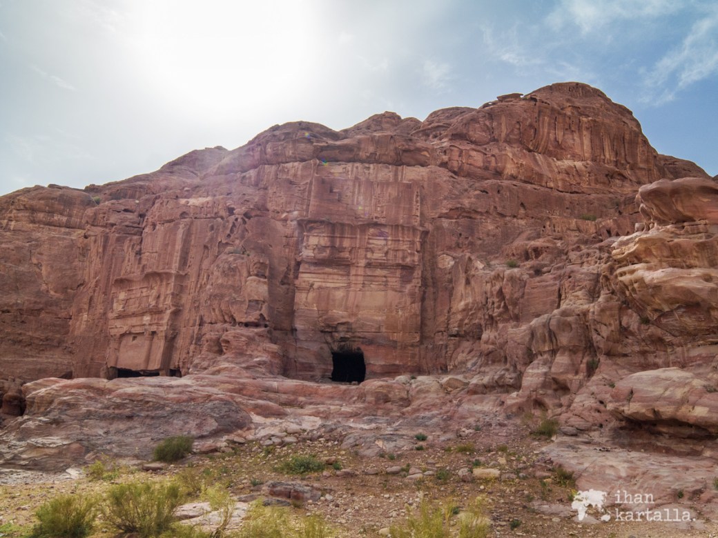 3-4-jordan-petra-rocks-2