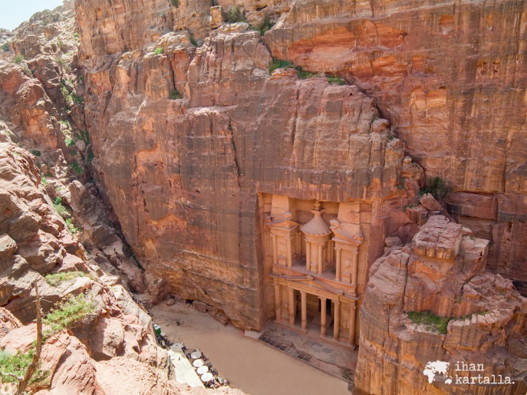 4-4-jordan-petra-treasury-above